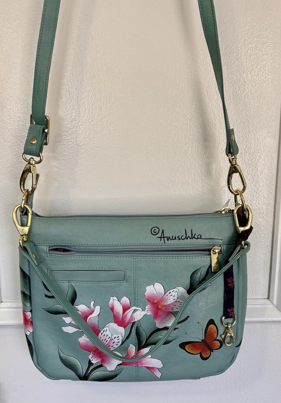 NWT Anna by Anuschka Hand Painted Leather Llama Twin Zipper Crossbody Bag Purse